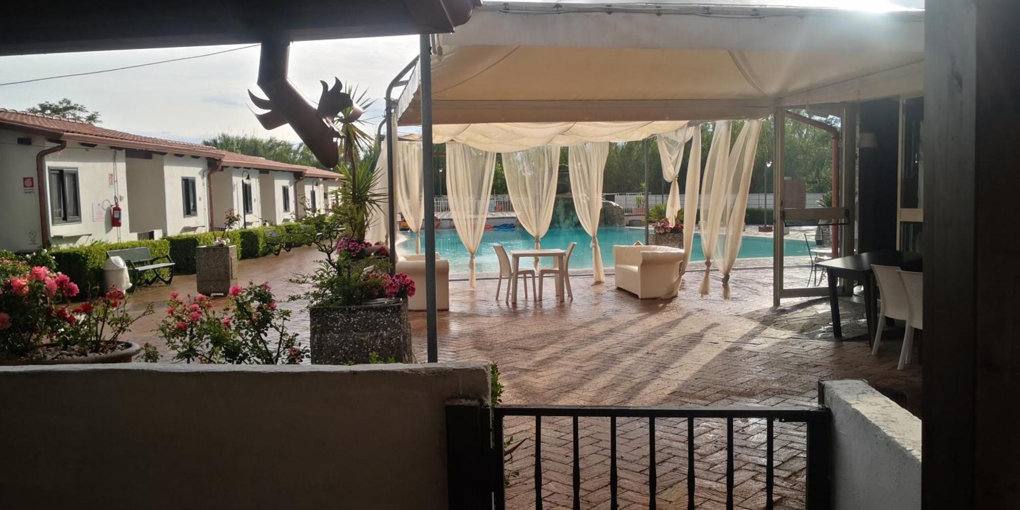 Residence Arco Delle Rose Агрополи Экстерьер фото